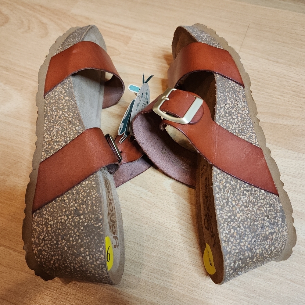 NWT Yokono Brown Leather Wedge Sandals Womens 9 Double Buckle Straps - Picture 11 of 16